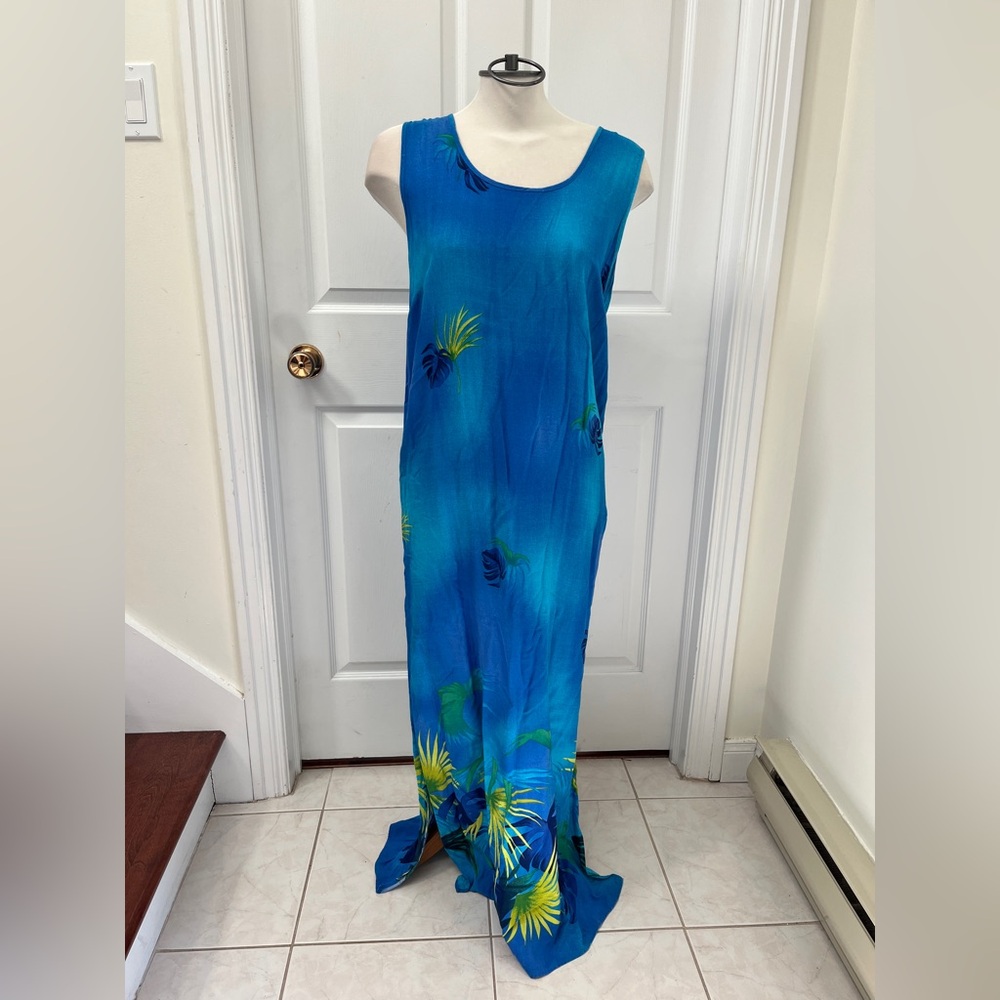 Blue and Green Sleeveless Maxi Dress